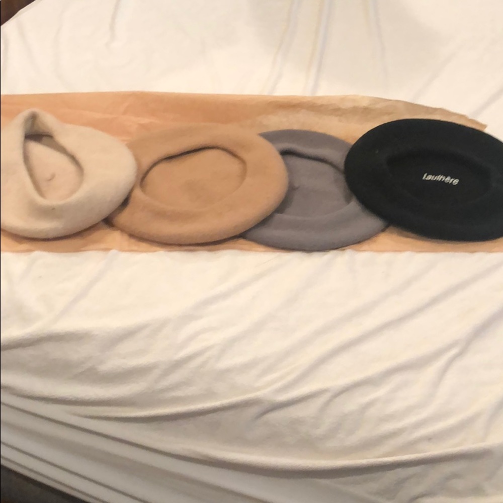 Berets - Picture 4 of 9